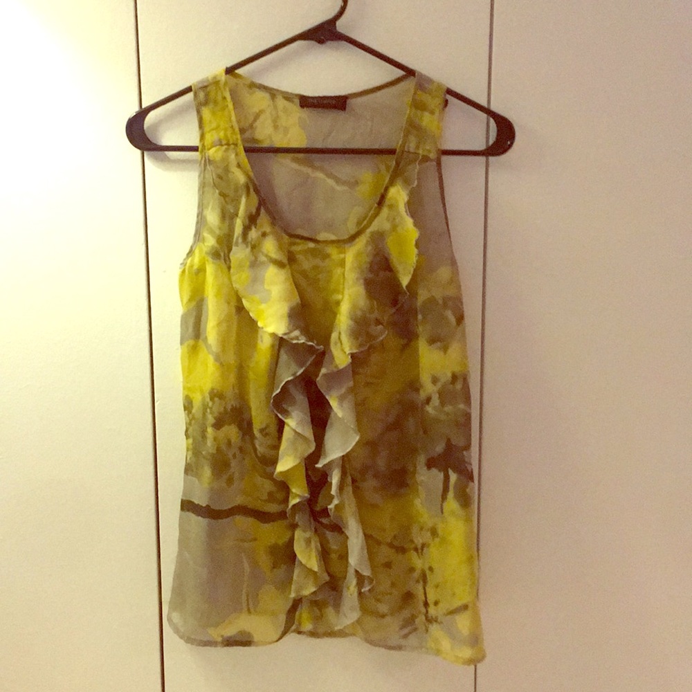 Green/gray tank top with frills